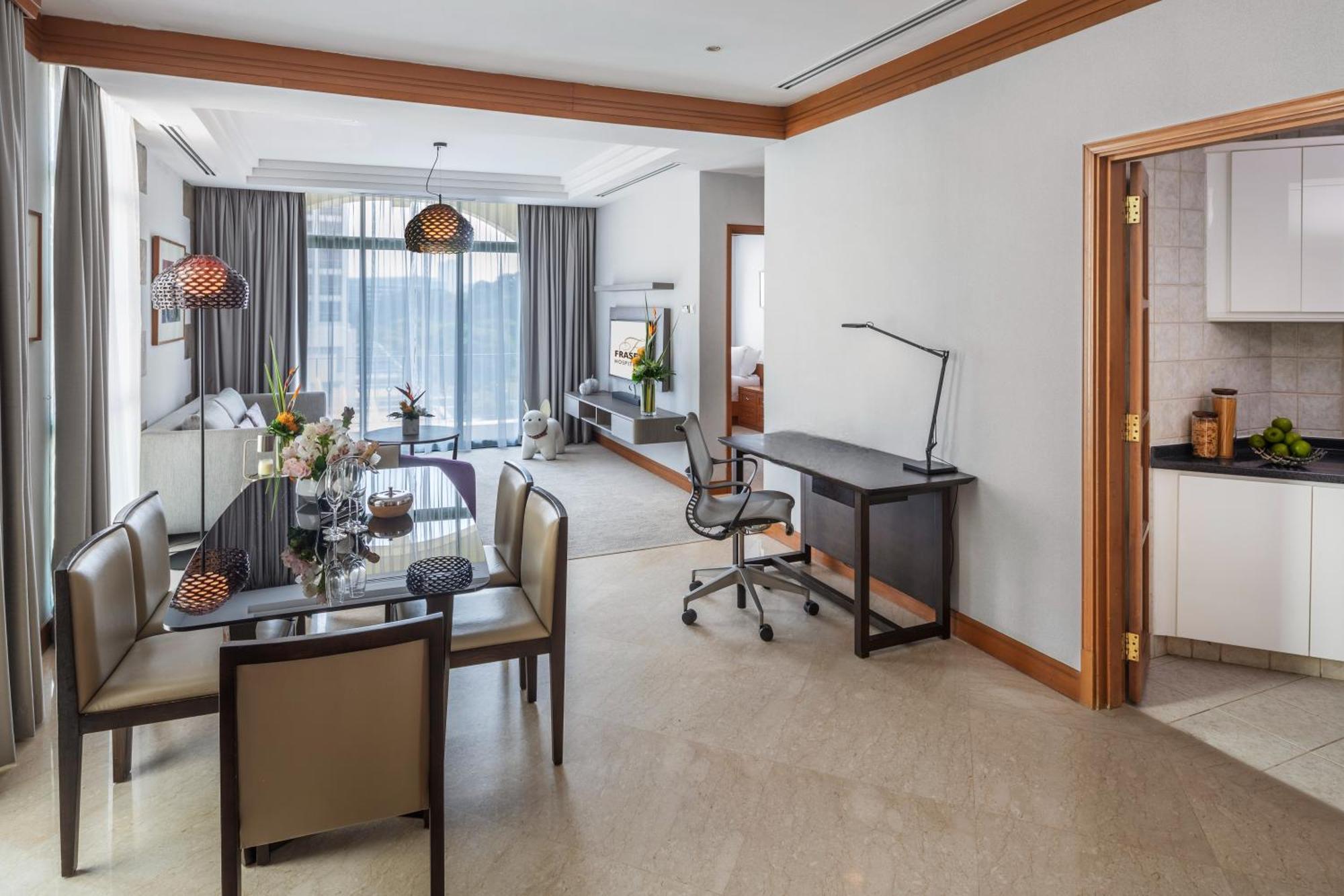 Fraser Place Robertson Walk Singapore Exterior photo A suite at the Ritz-Carlton, DIFC