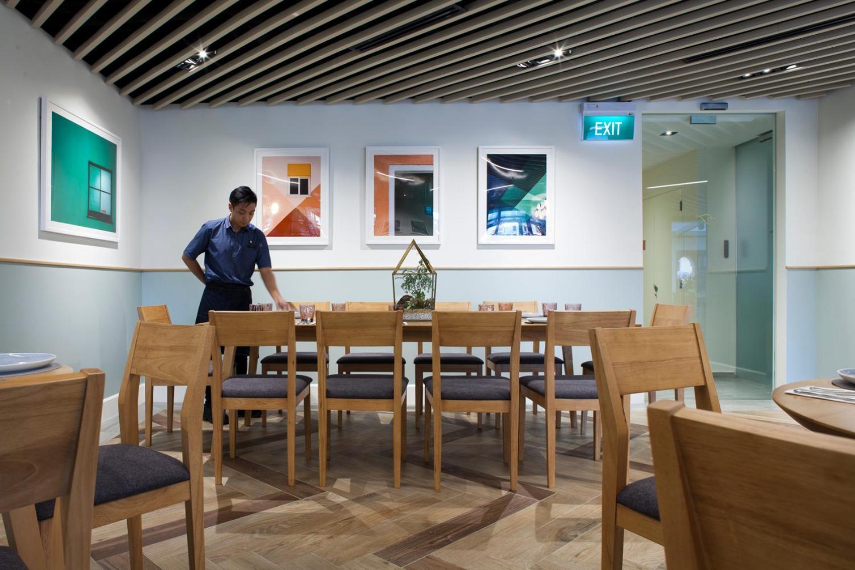 Fraser Place Robertson Walk Singapore Exterior photo The interior of the lounge