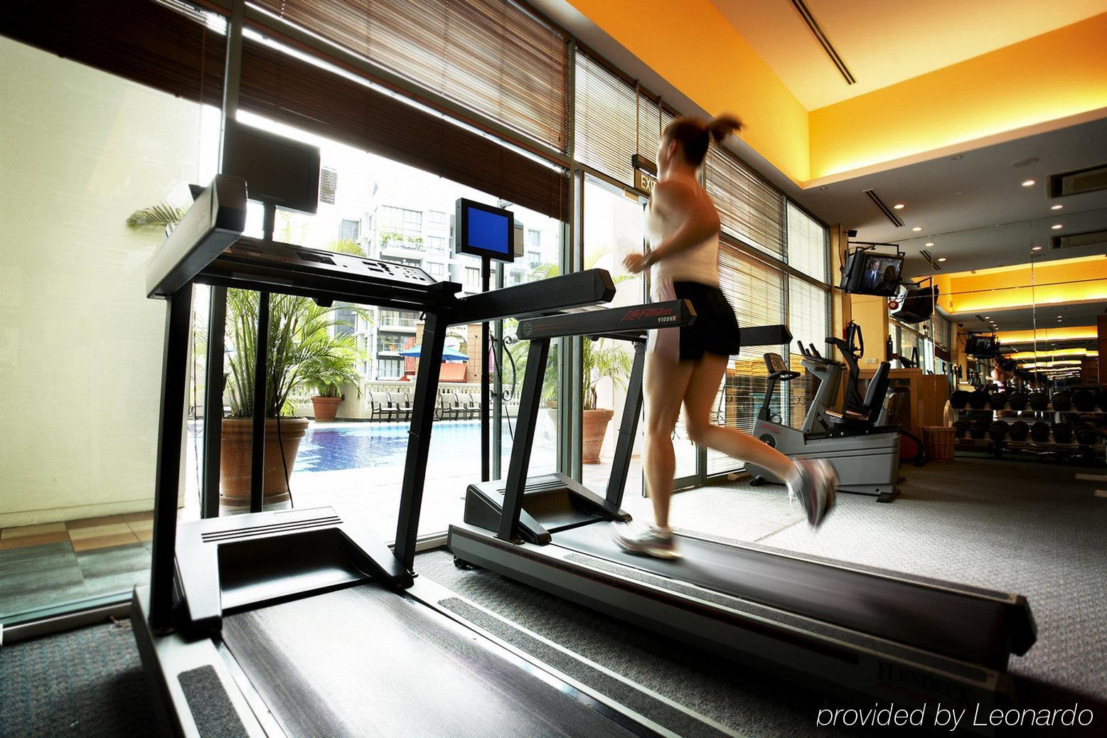 Fraser Place Robertson Walk Singapore Facilities photo A treadmill in use