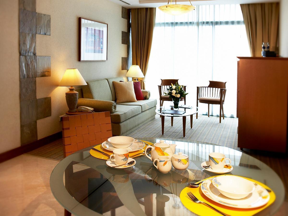 Fraser Place Robertson Walk Singapore Exterior photo A typical living room in a serviced apartment