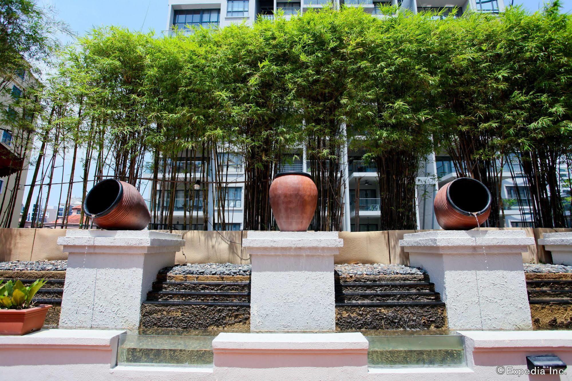 Fraser Place Robertson Walk Singapore Exterior photo The three jars of the Three Kingdoms
